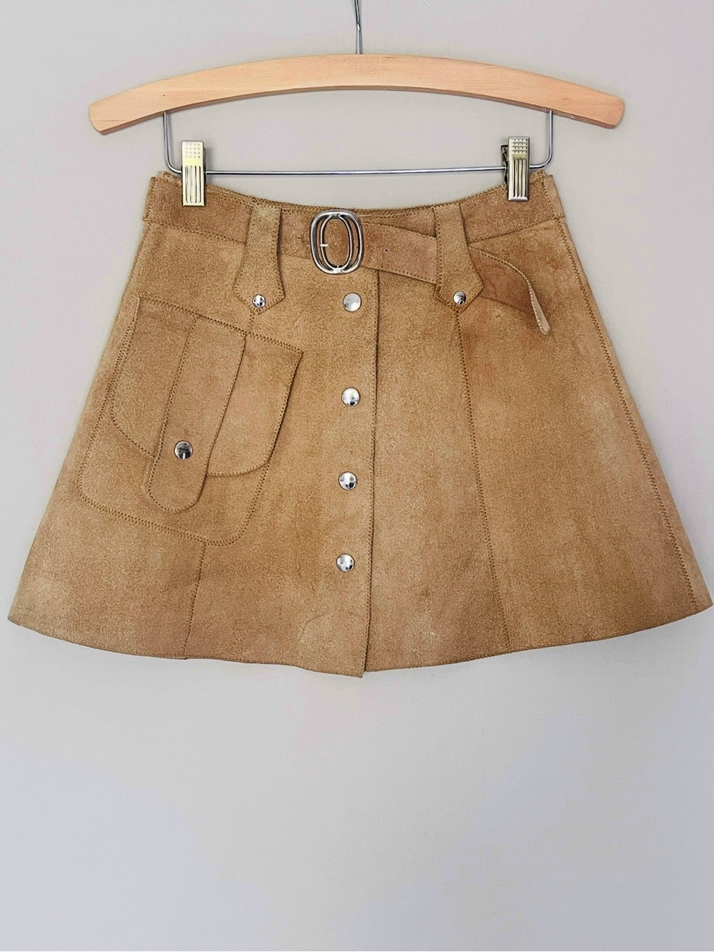Vintage Genuine Suede Mini Skirt Belted Snap Front Utility Pocket Tan 34